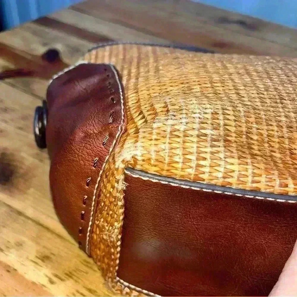 Fossil Woven Straw look Boho circle handle hand bag purse with shoulder strap - Picture 7 of 15